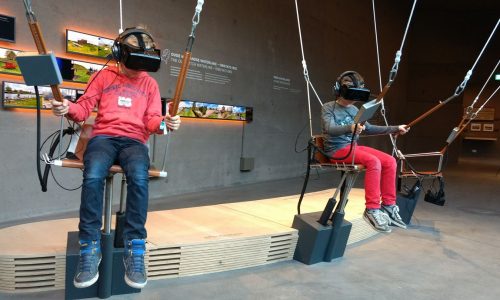 VR-parachutesprong in het Waterliniemuseum VR-parachutesprong in het Waterliniemuseum