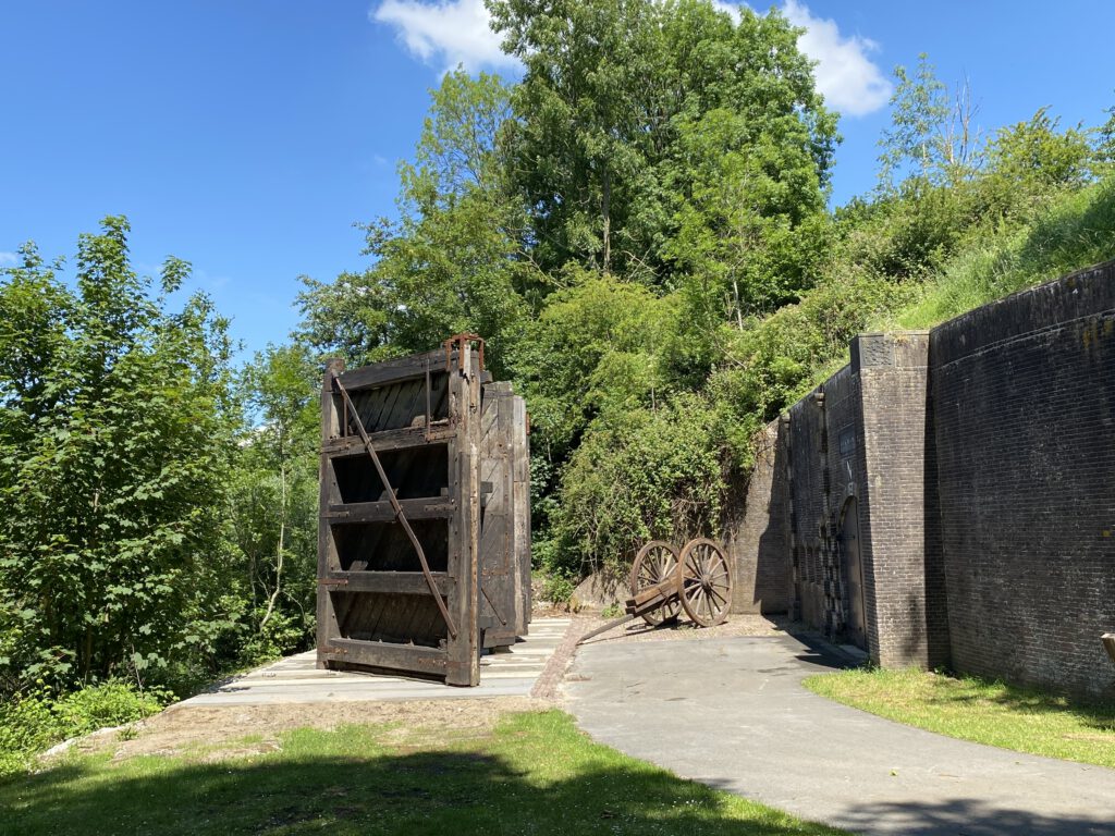 Waaiersluisdeuren op fort Vechten